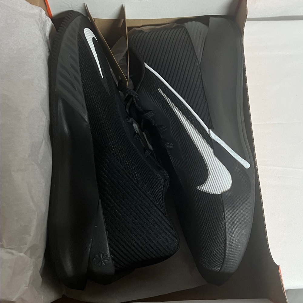 Nike G.T. Jump Academy’s (Black/White-Metallic/Silver) Size 11 Men - Picture 4 of 6